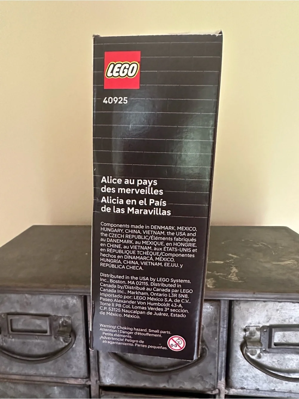 Lego Alice in Wonderland Brick Headz NIB Mad Hatter Cheshire Cat White Rabbit